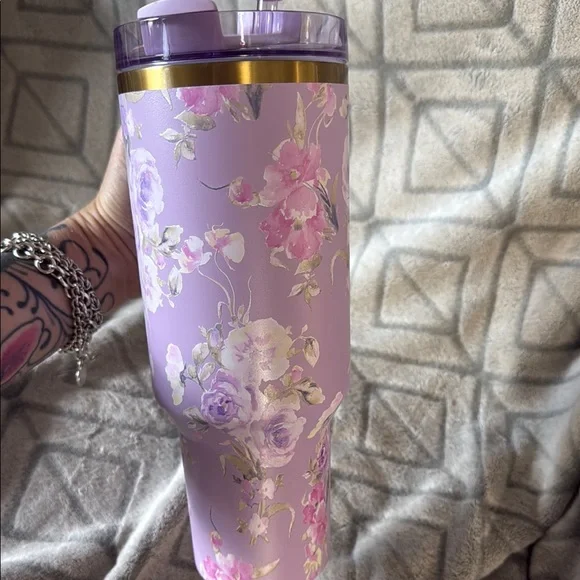 40 oz Stanley Love Shack Fancy Lavender Tumbler with Handle - Picture 5 of 9